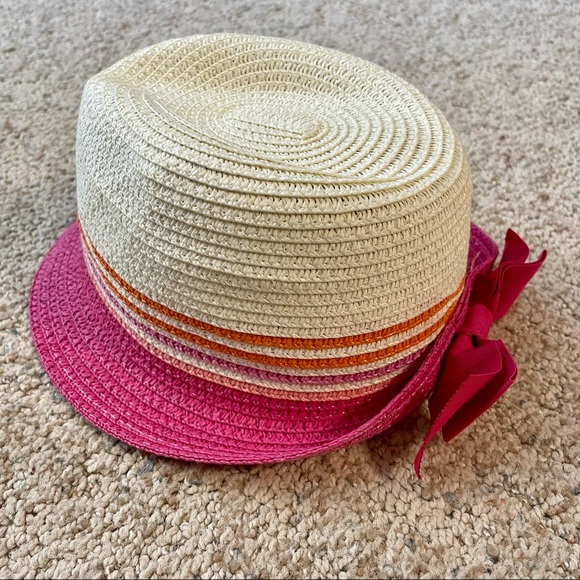 Girls hat size 2-3T - Picture 3 of 4